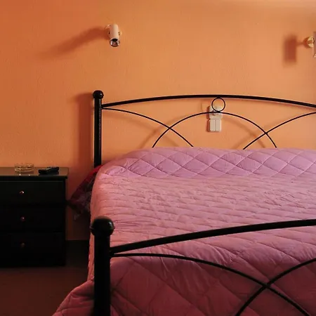 بيت ضيافة Ilias Studios - 2*