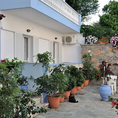 بيت ضيافة Ilias Studios - 2*